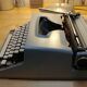 Typewriter Remington Travelriter Deluxe
