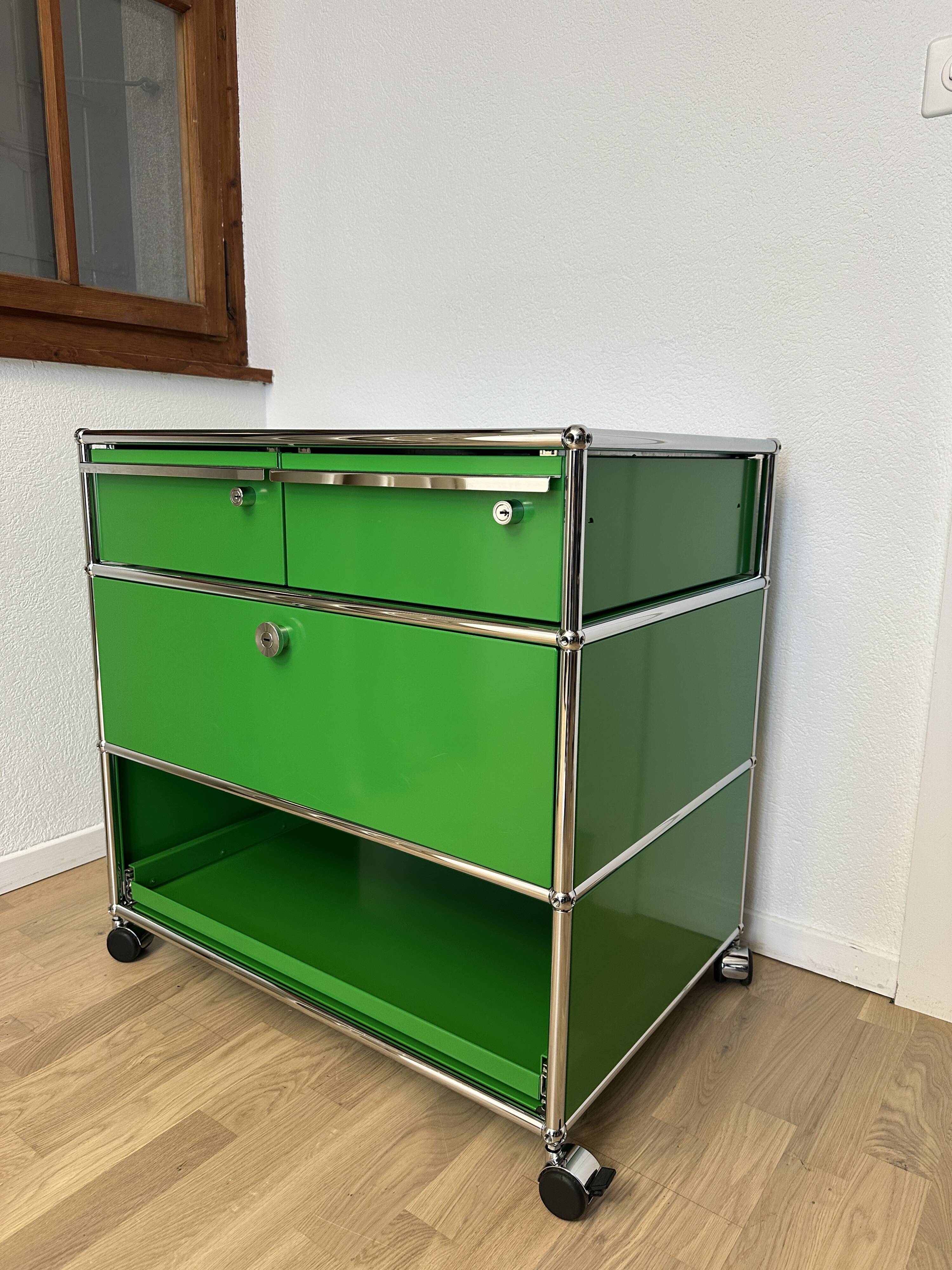 USM Haller commode in Green