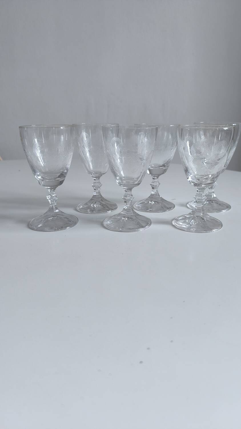 Set of 6 crystal wine glasses