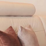 3/4 seater leather sofa + armchair – very good condition – value 3,261 euros