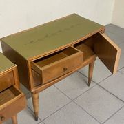 Commodini Mid-Century moderni in stile italiano, anni '50, set di 2