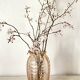 Vase art déco en verre moulé rose