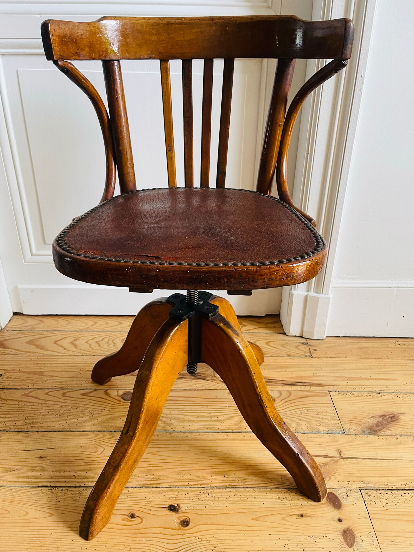 American office chair from the early 20th century.
