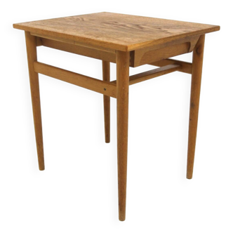 Table de chevet scandinave en chêne, AB Emmaboda Möbelfabrik, Suède, 1960