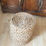 Wicker stool