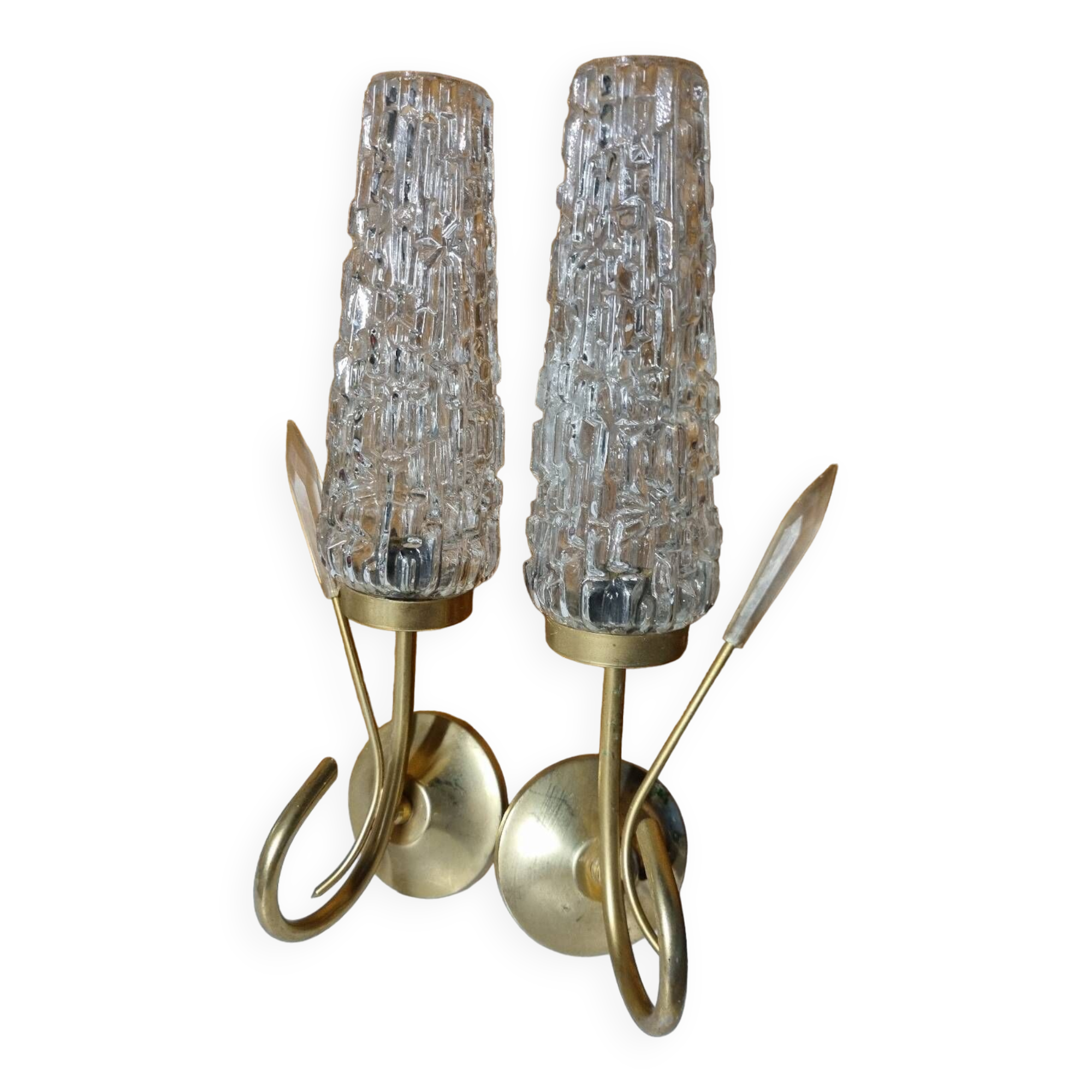 Pair of antique wall lights in gilded metal and glass