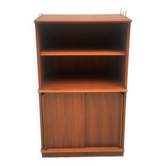 Storage cabinet