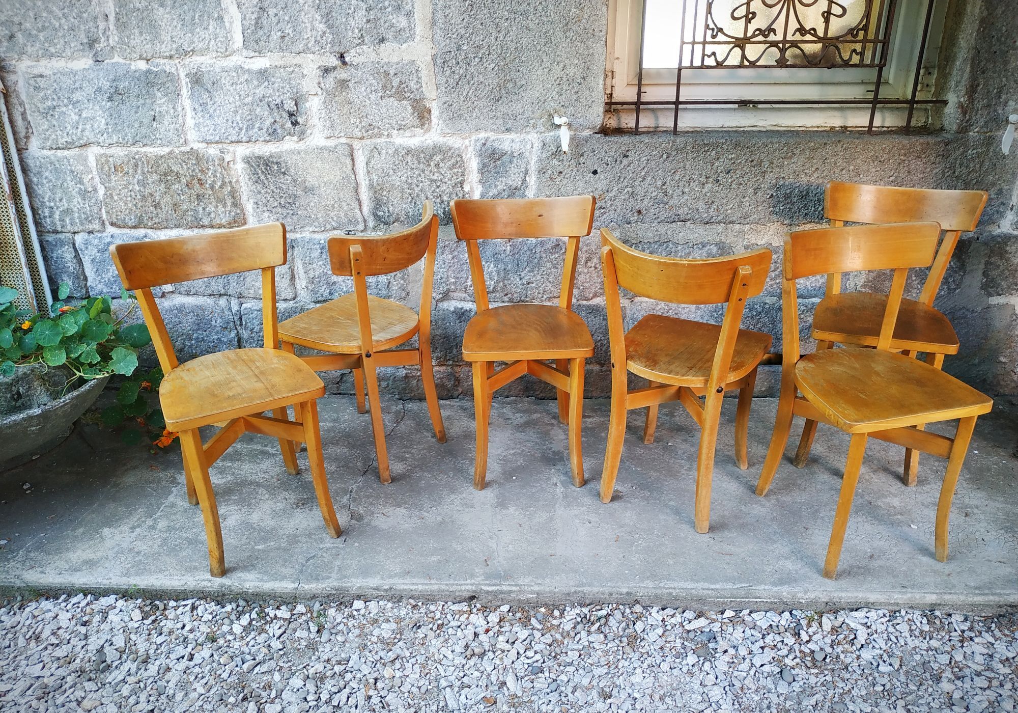 Série de six chaises bistrot Luterma