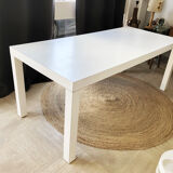 -Table, 1970
