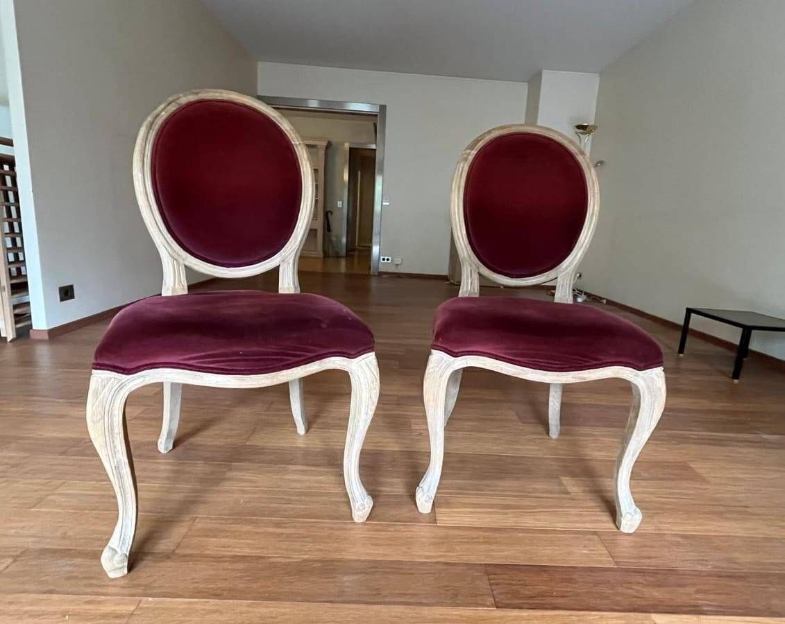 Set of 8 Louis XVI style chairs – Patinated wood and velvet