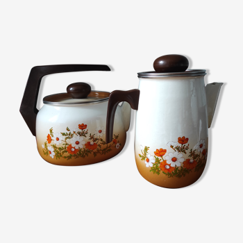 Enamelled kettle set