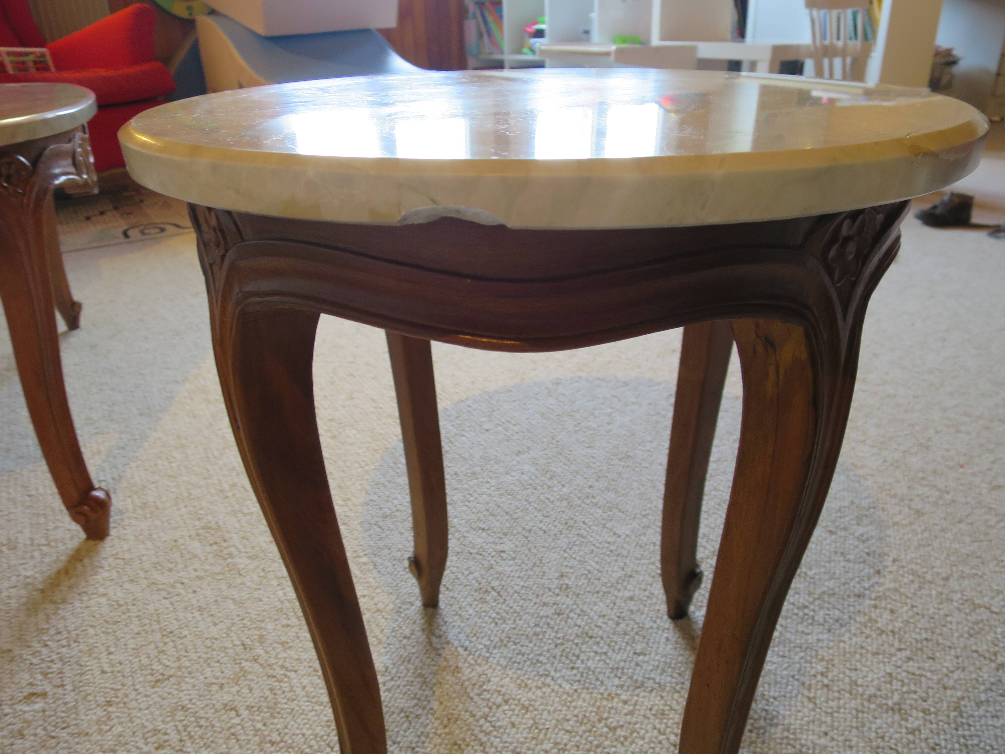 Round coffee table - Carved wood - White veined marble - Regency/Louis XV style
