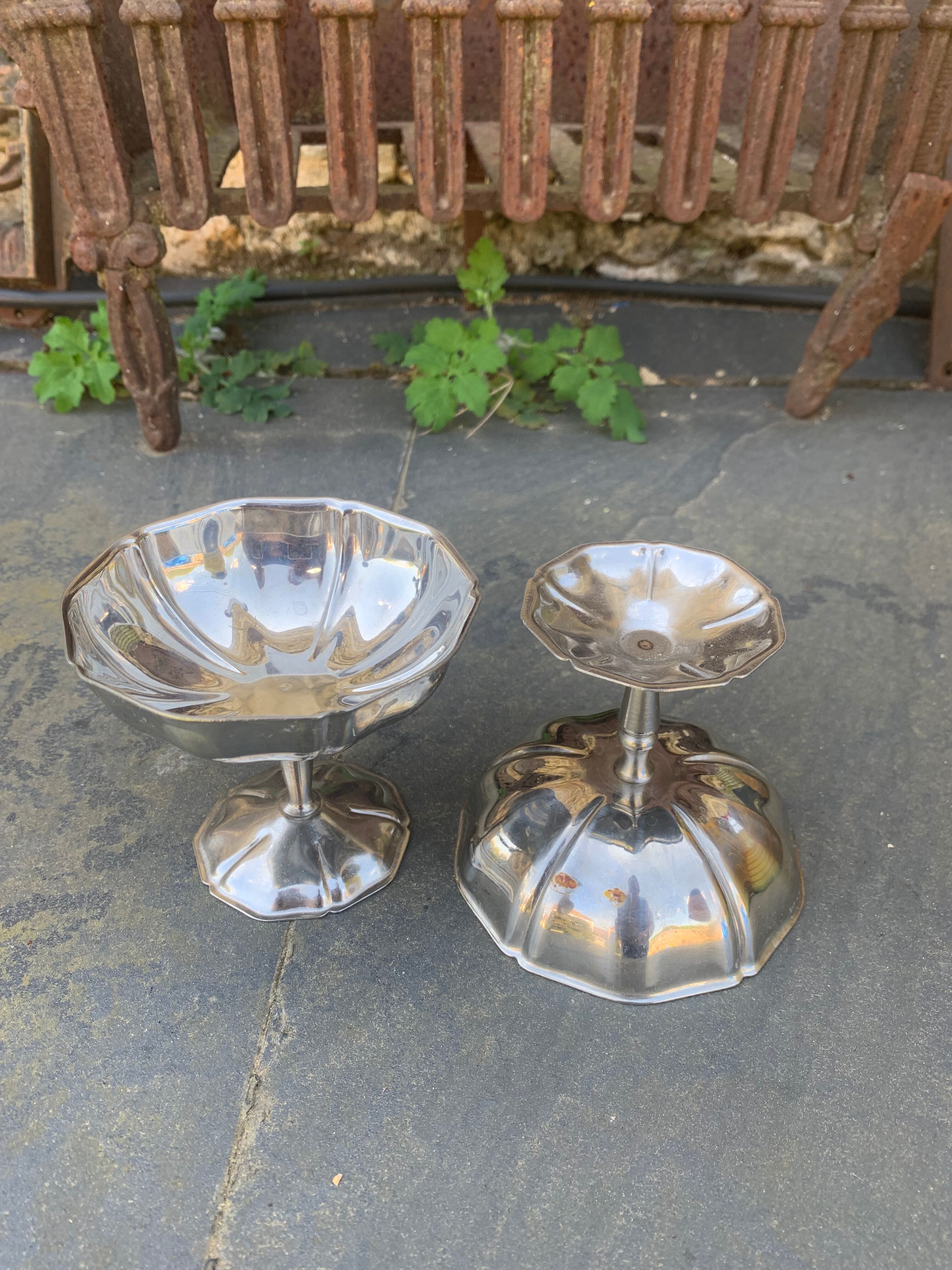 6 coupes en inox vintage, forme de fleurs