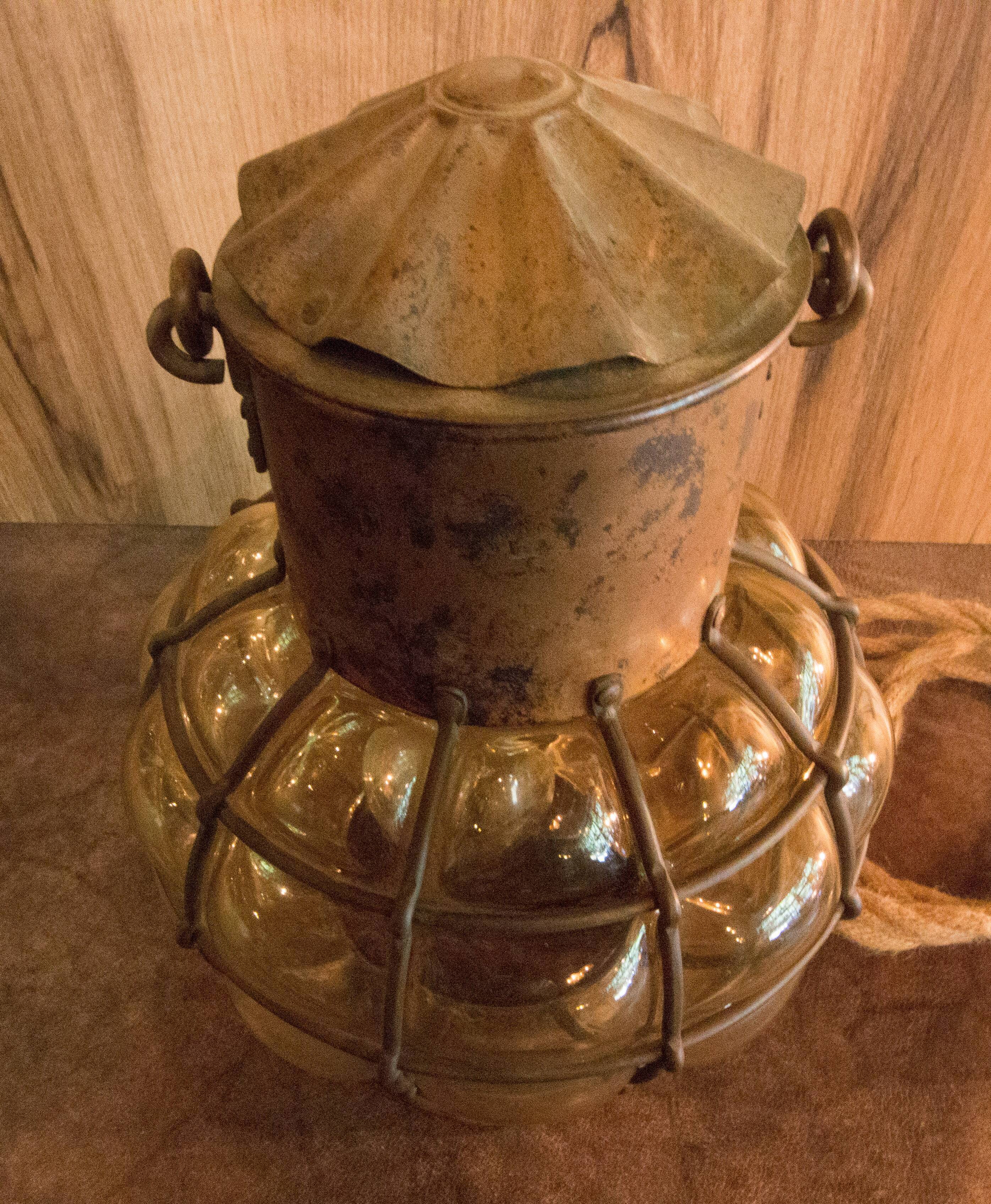 Venetian boat lamp