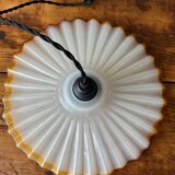 Suspension in thick bubbled murano glass