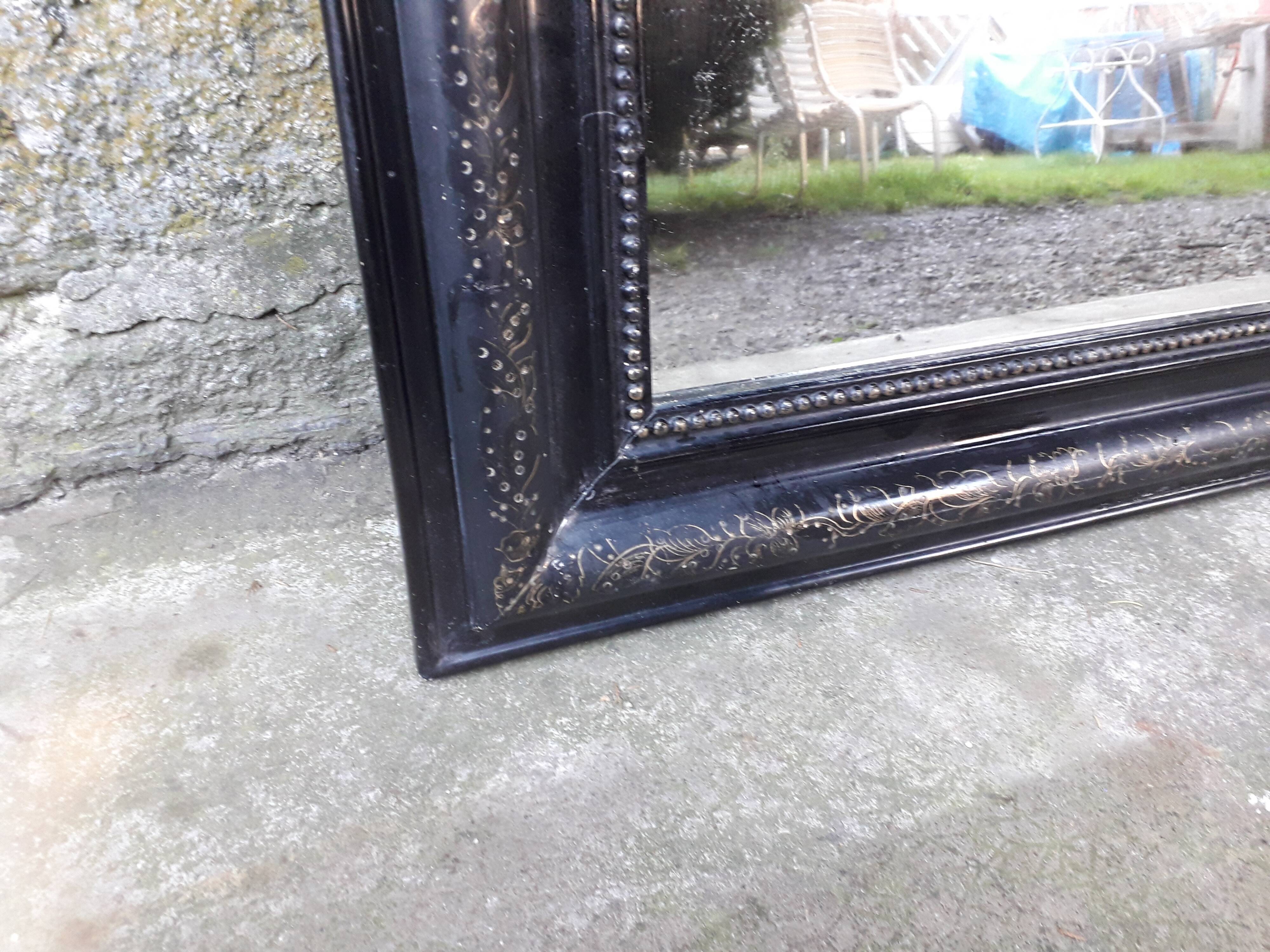 Black Louis Philippe mirror 130 cm × 93 cm