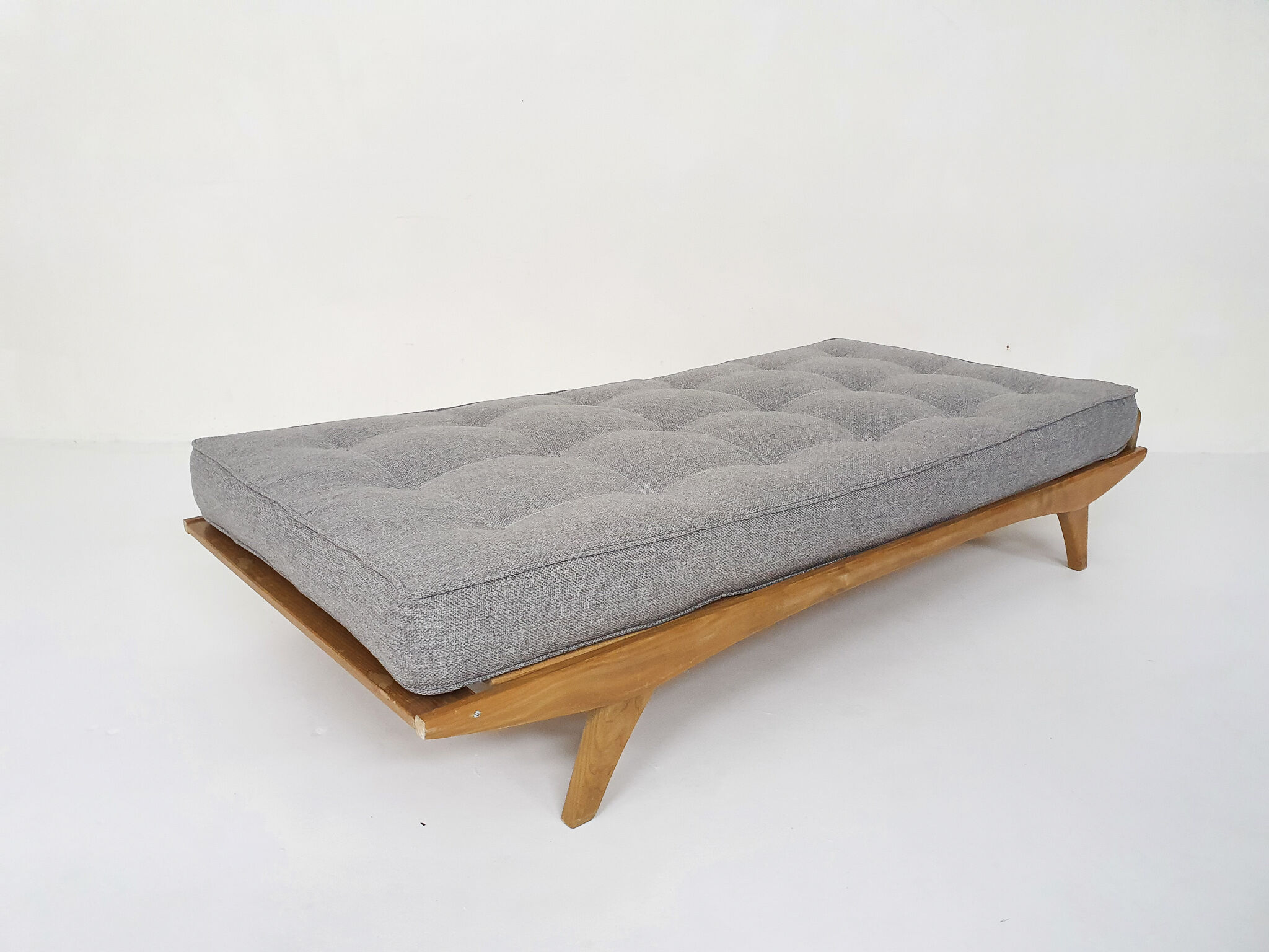 Ashwood daybed by Holma, Switzerland 1950's