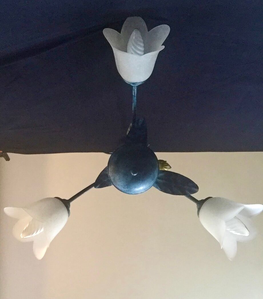 Lustre 3 blue flower lights