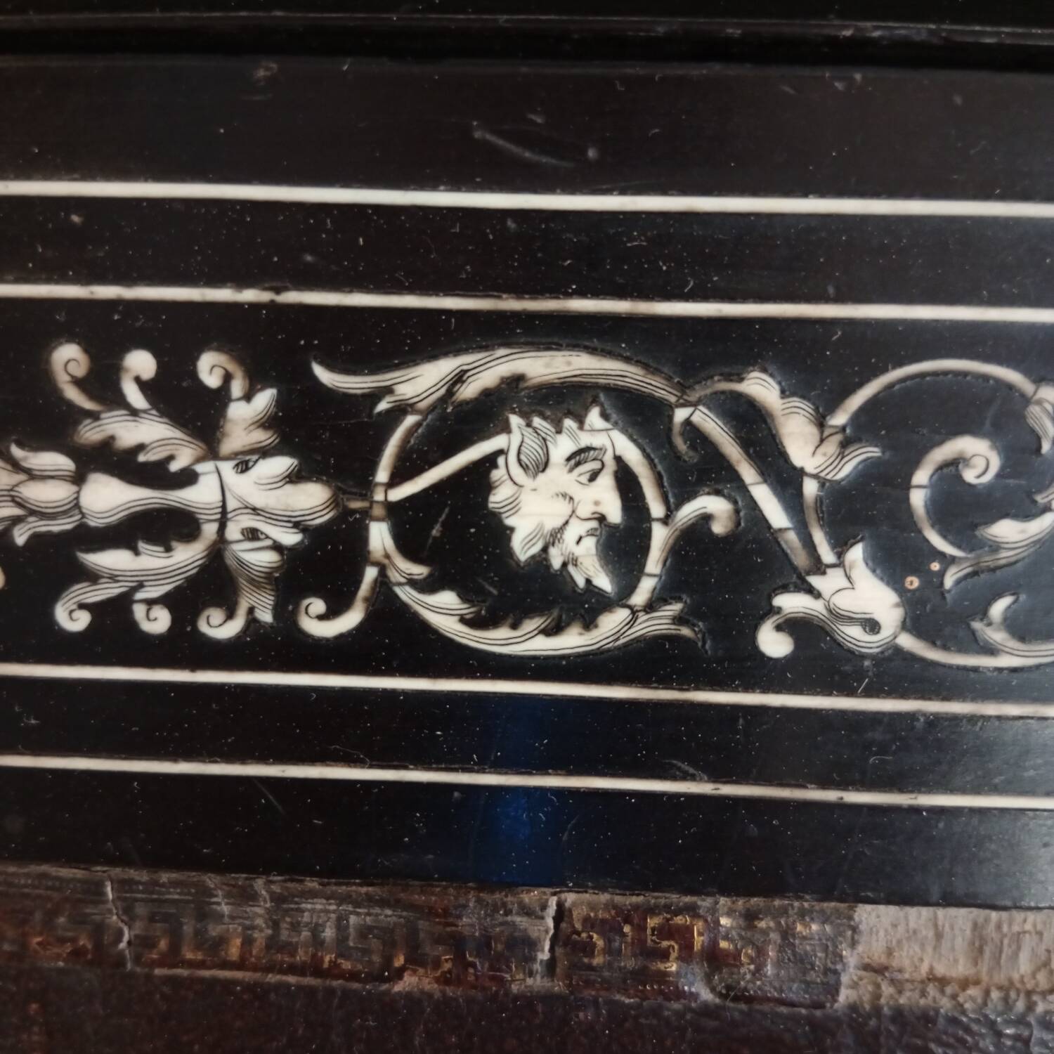 Desk, writing desk, Davenport