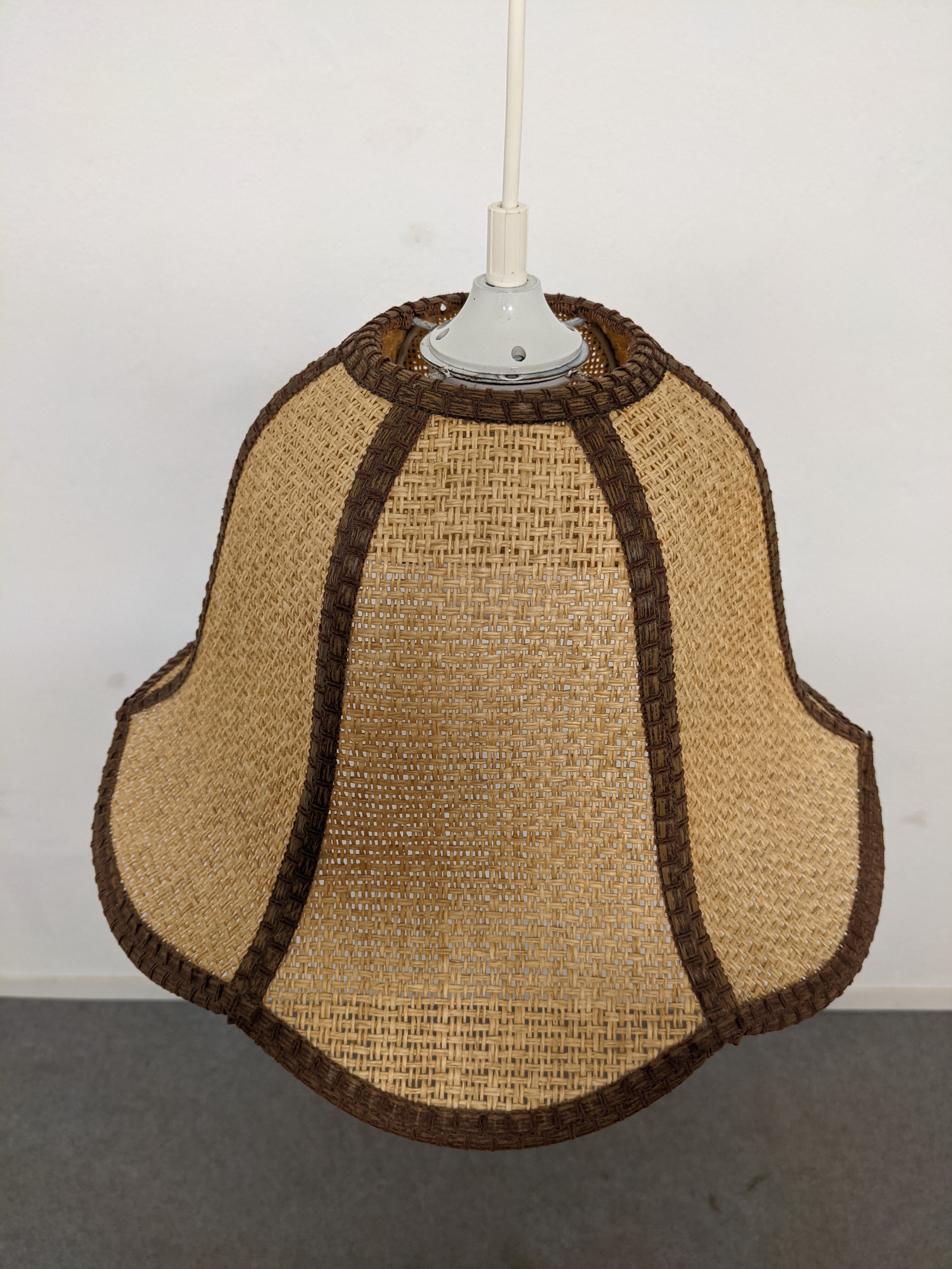 Rattan flower suspension from the 60s/70s