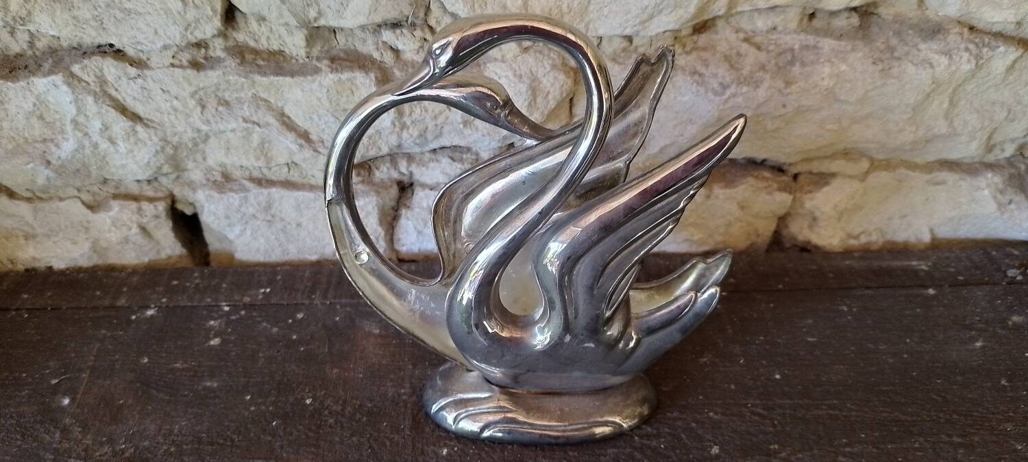 Vintage silver metal salt and pepper shaker