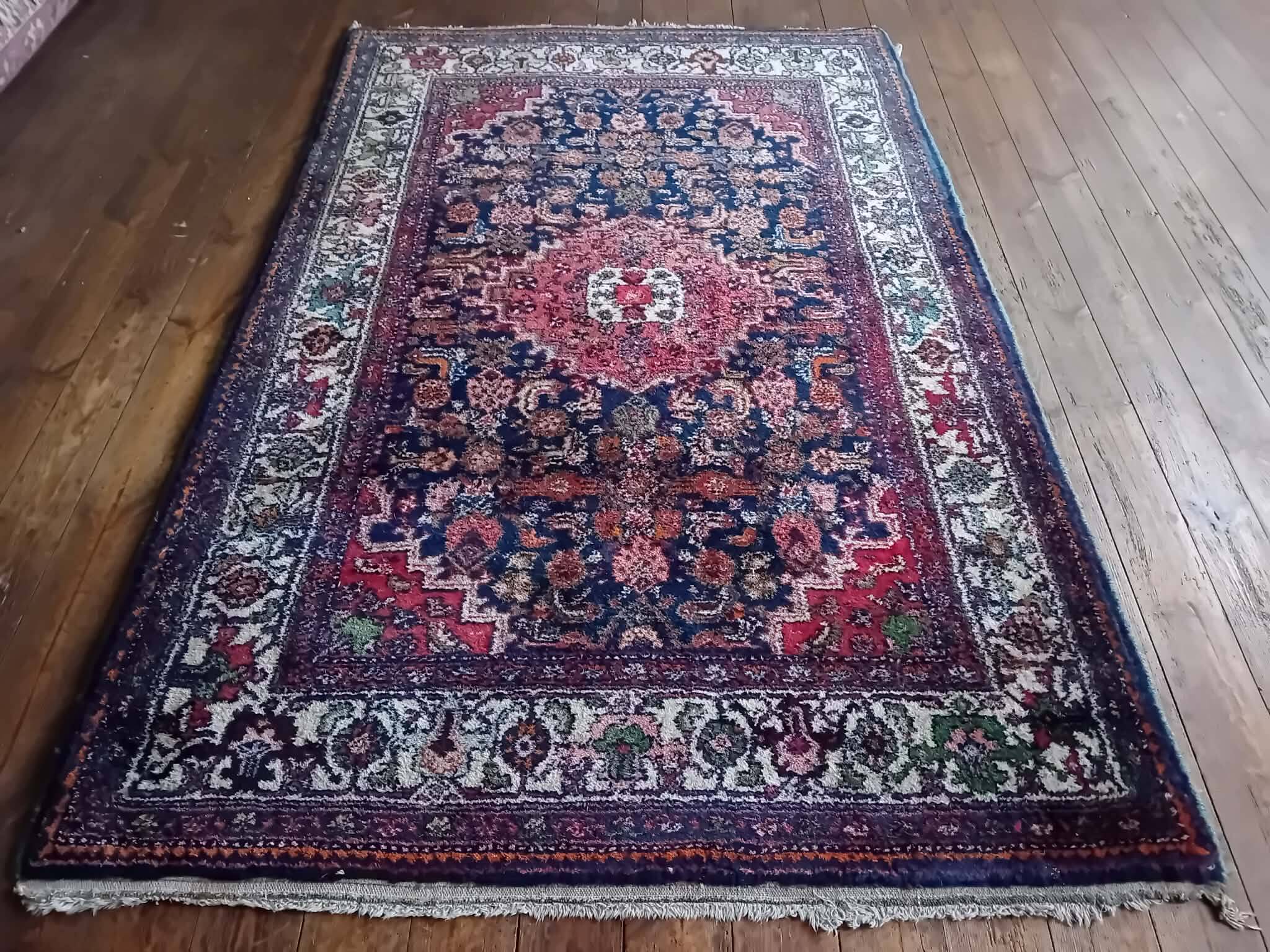Handmade Persian carpet Mosul 202x132cm