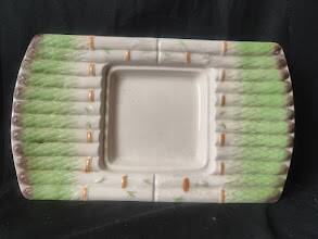 Very beautiful asparagus dish in slipware.