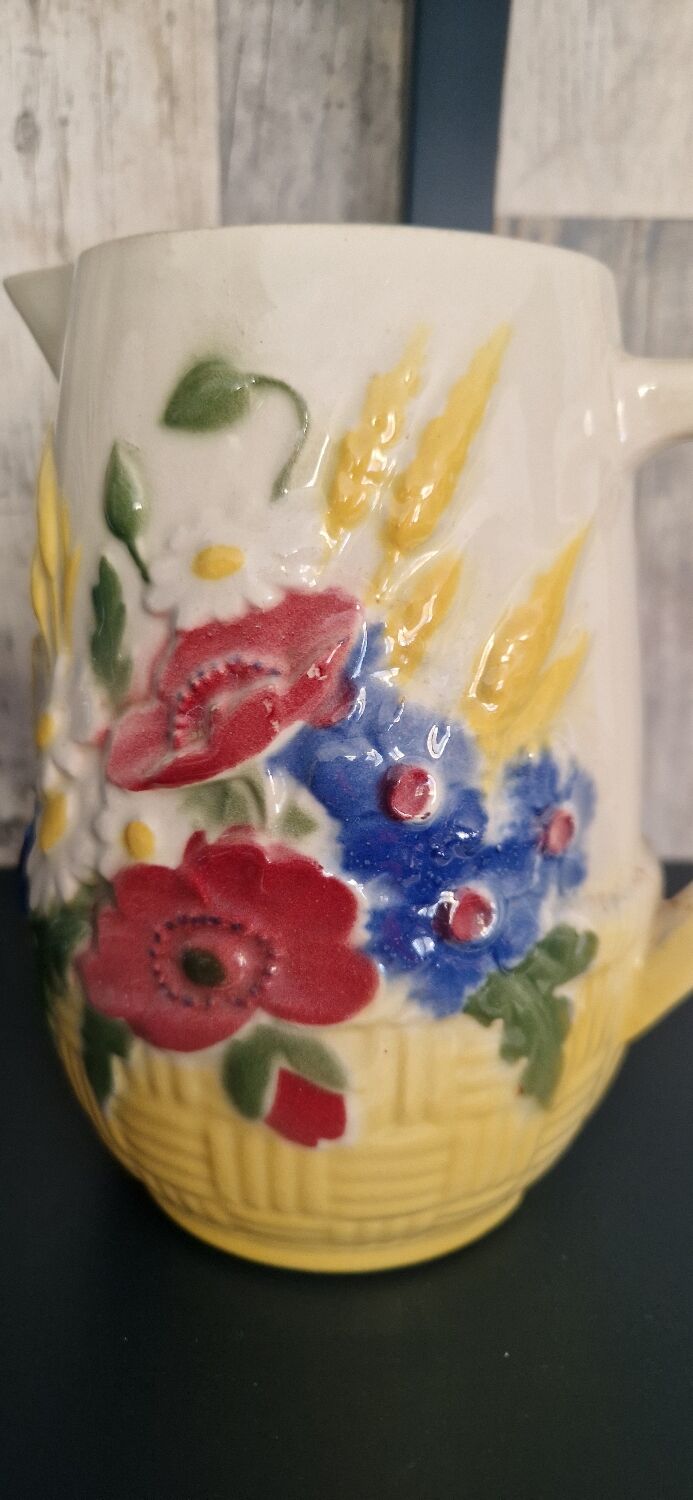 St Clément slipware jug