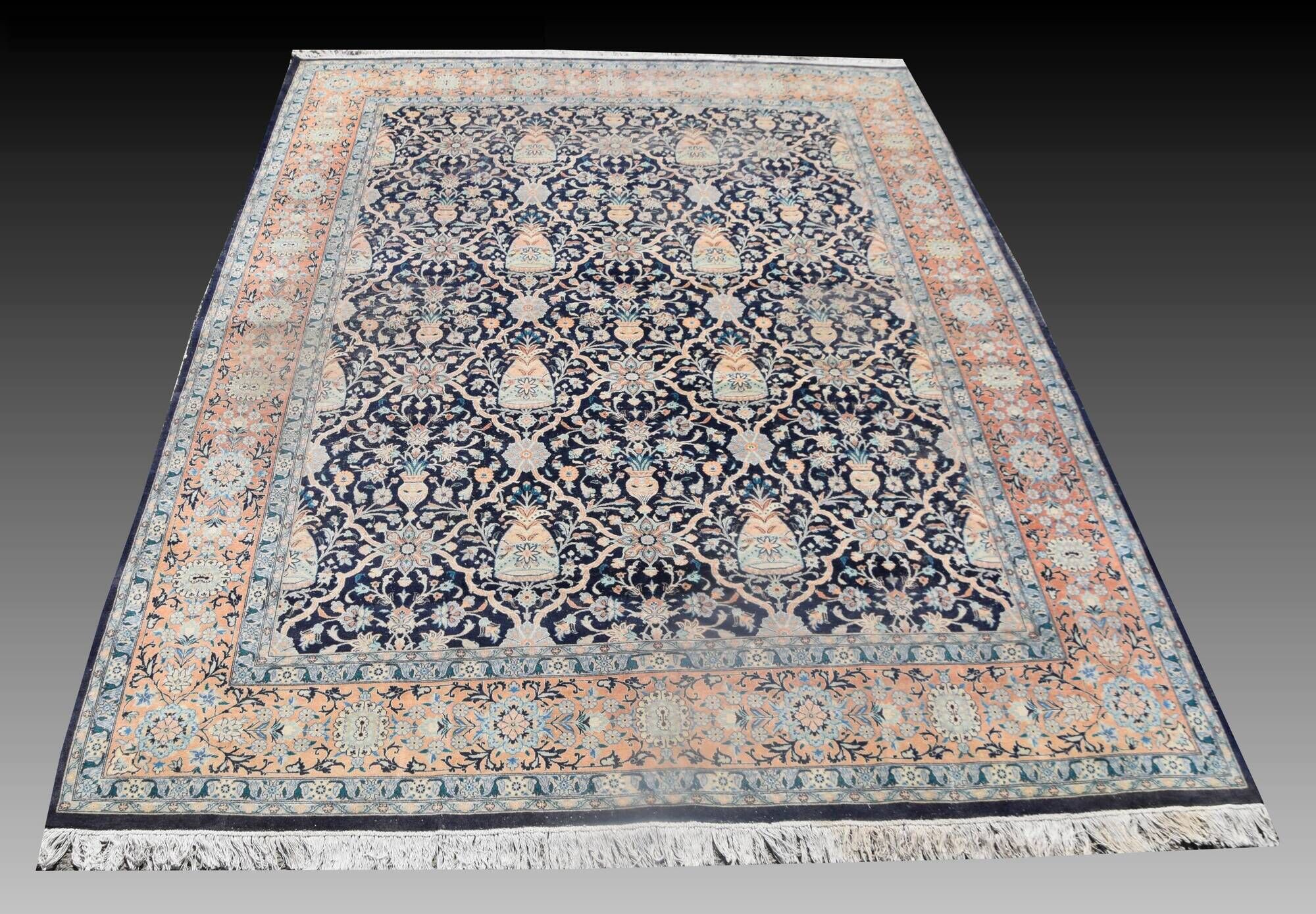 Handmade wool Penjab oriental rug: 315 x 245 cm