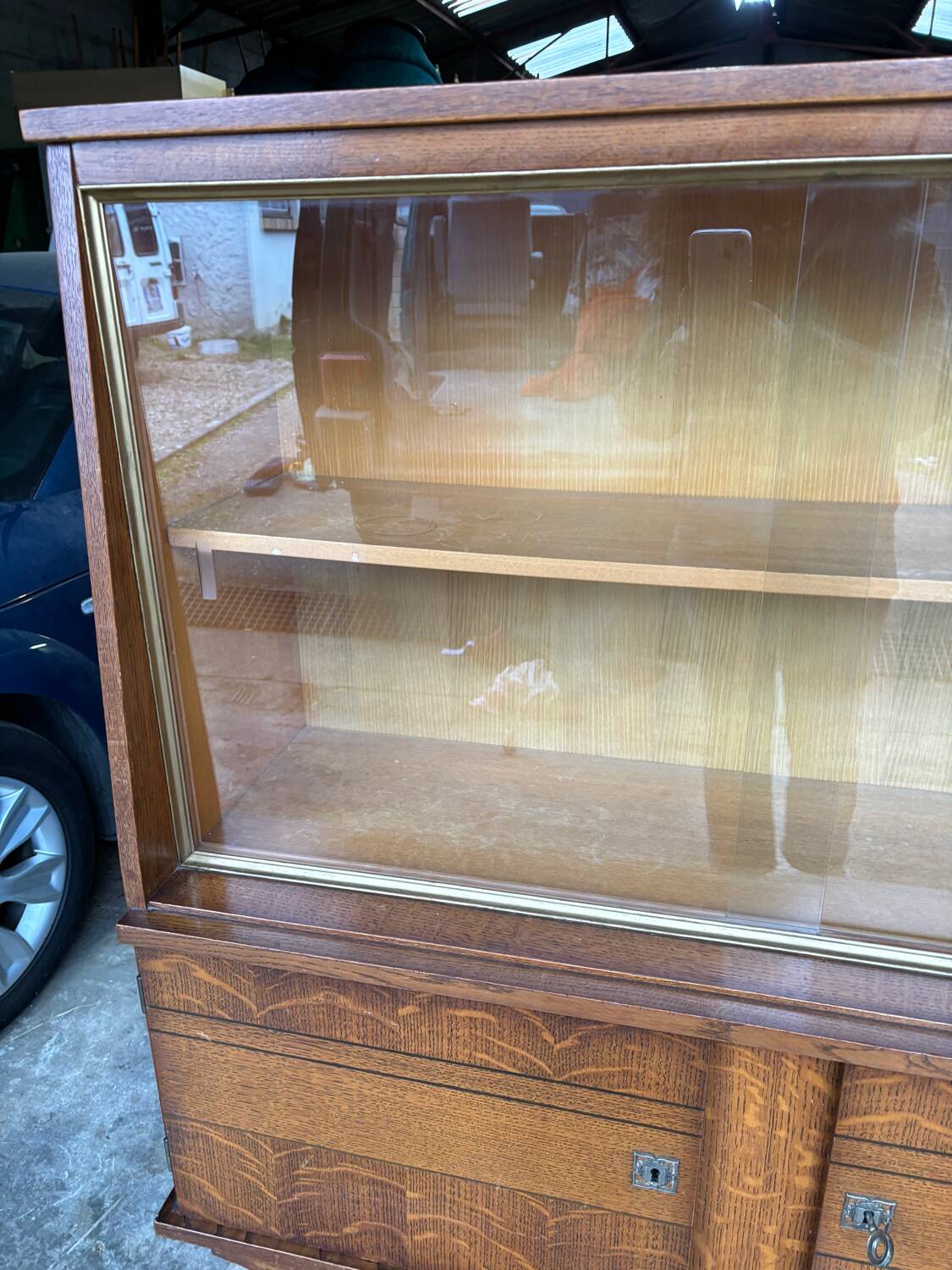 Vintage display cabinet compass legs 1950