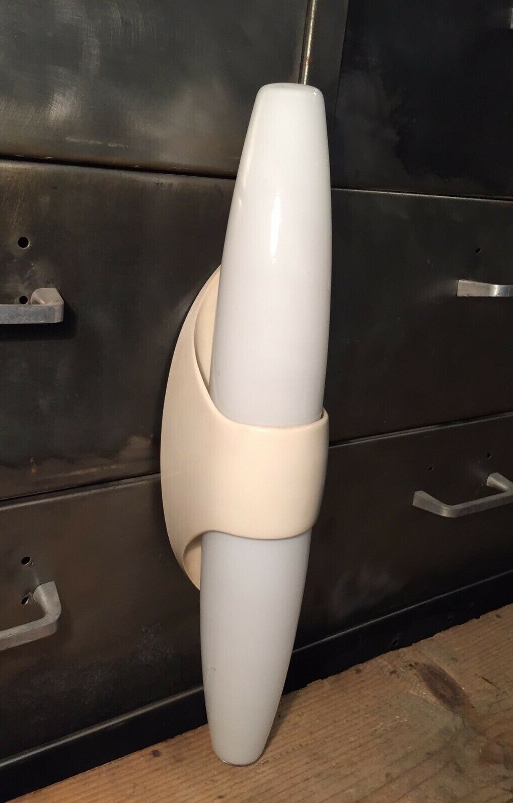 Shell wall lamp in white opaline BO Niko Belgium 1960s