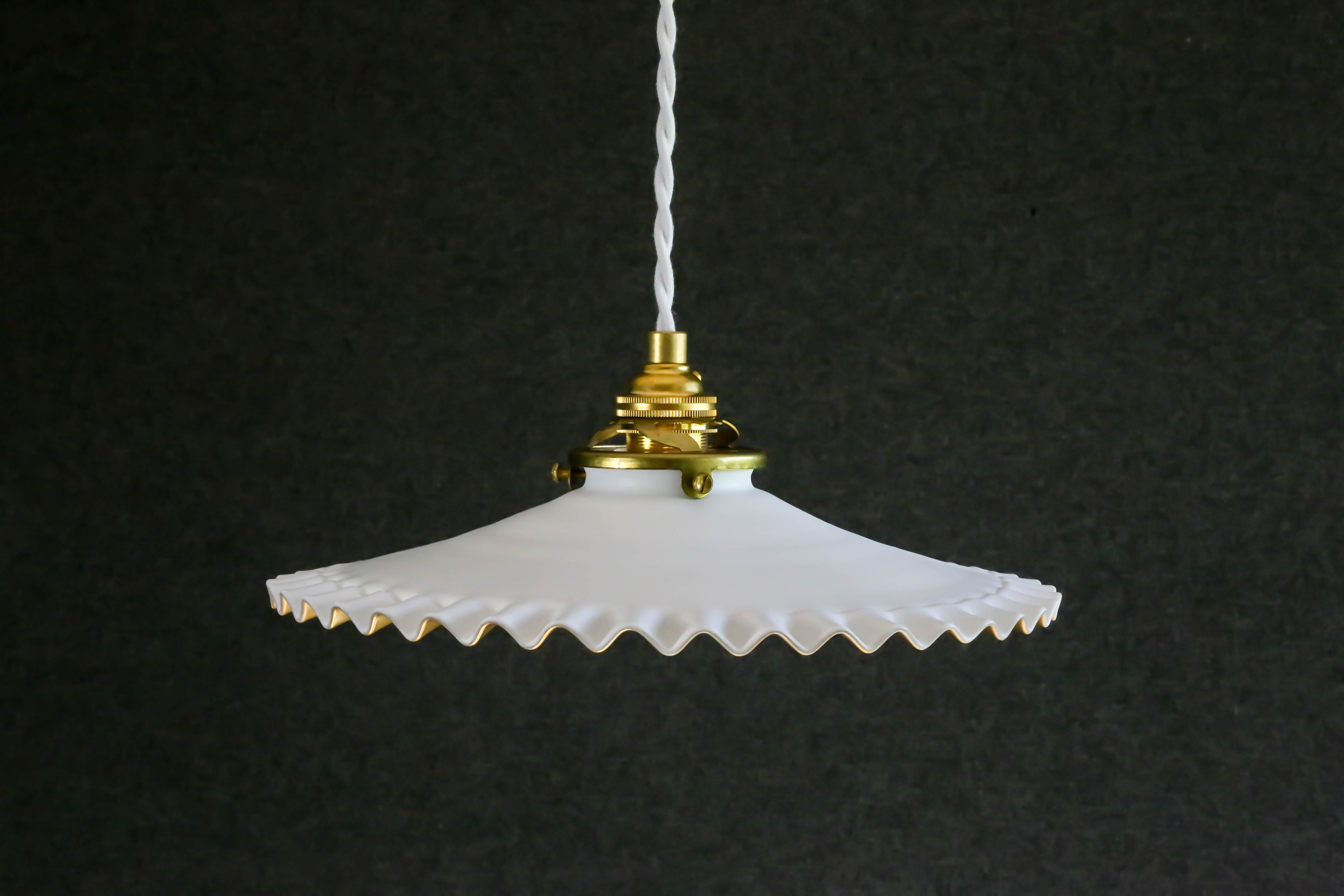 Old opaline pendant lamp painted white and gold - new cable and socket