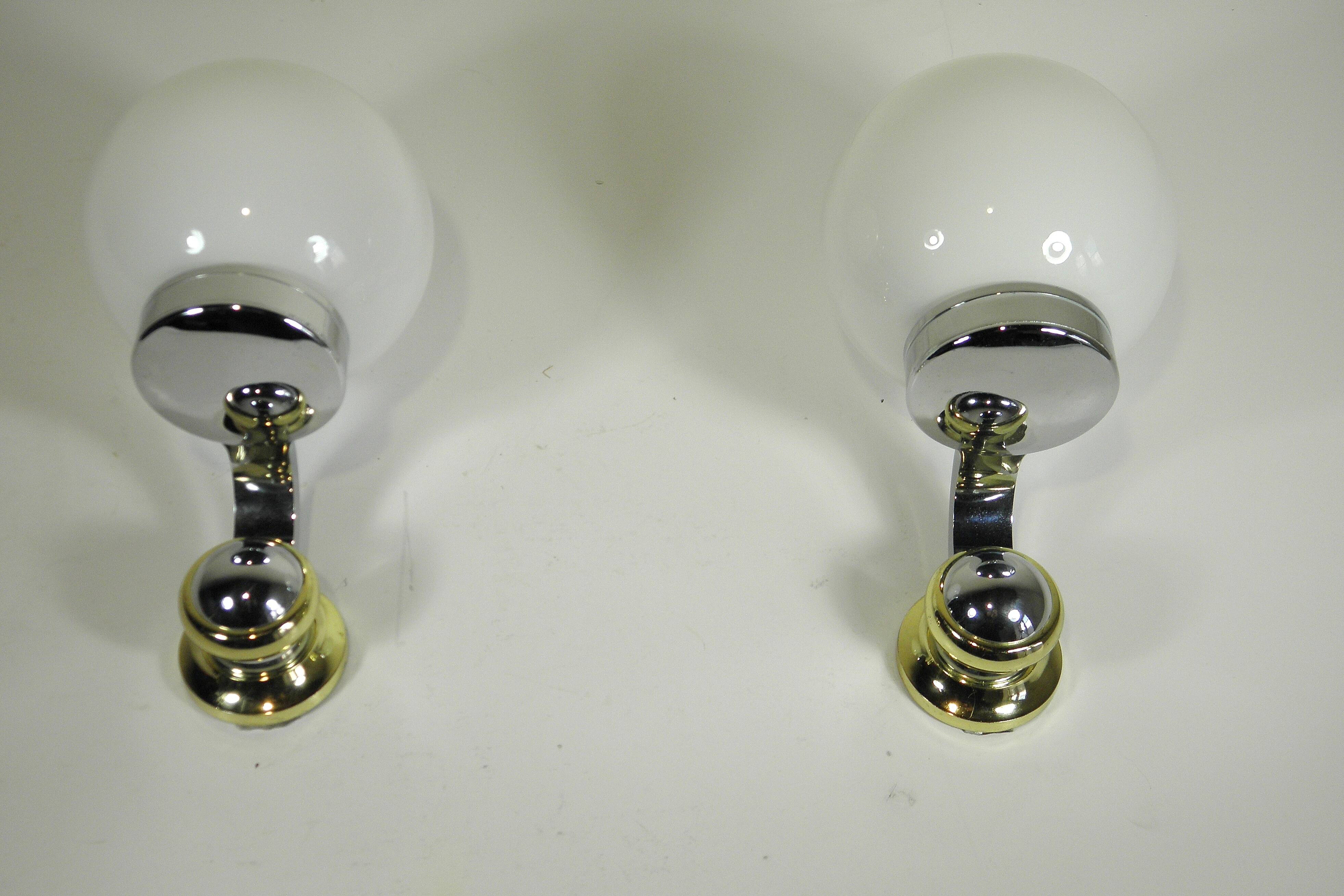 Pair of "GLOBE" APPLIQUES in OPALINE and CHROME and GOLD metal - 70s-80s