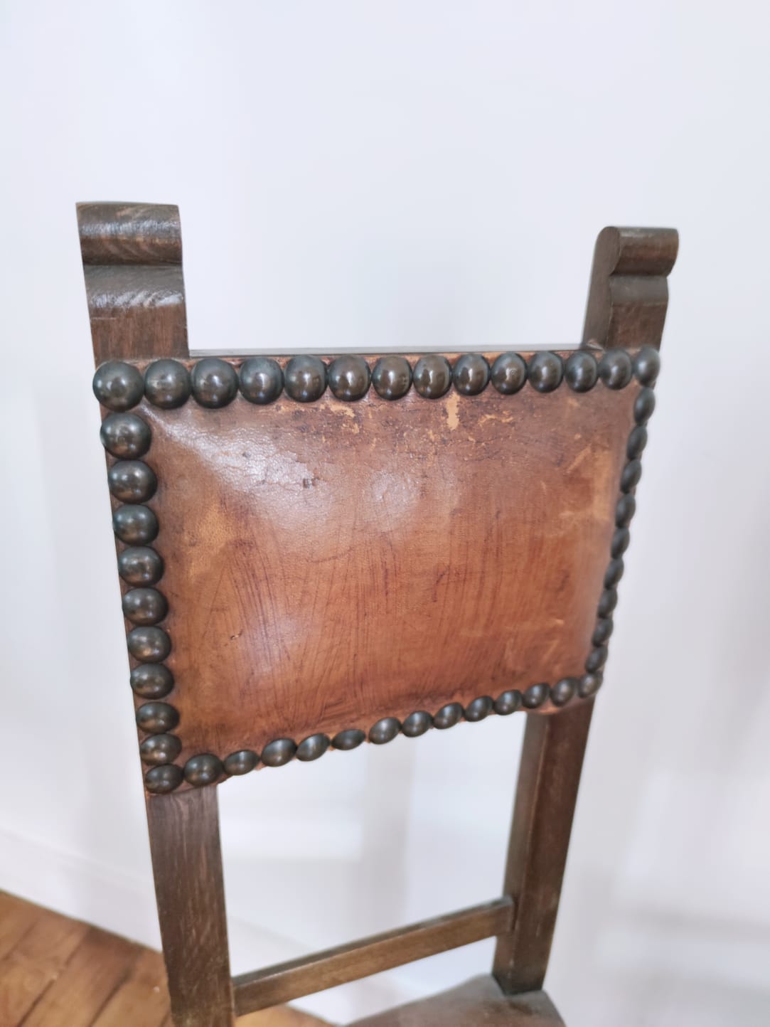 Paire de chaises étroites début XXe