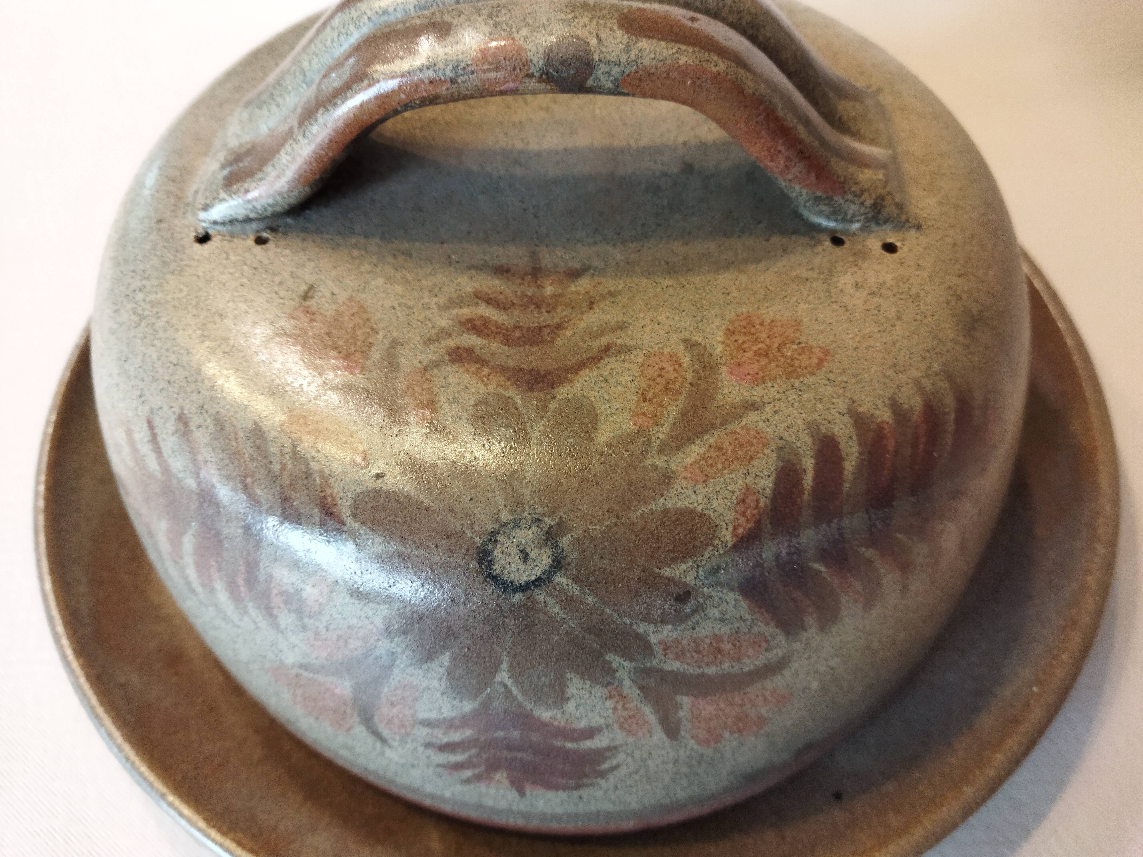 Keraluc Quimper sandstone cheese bell