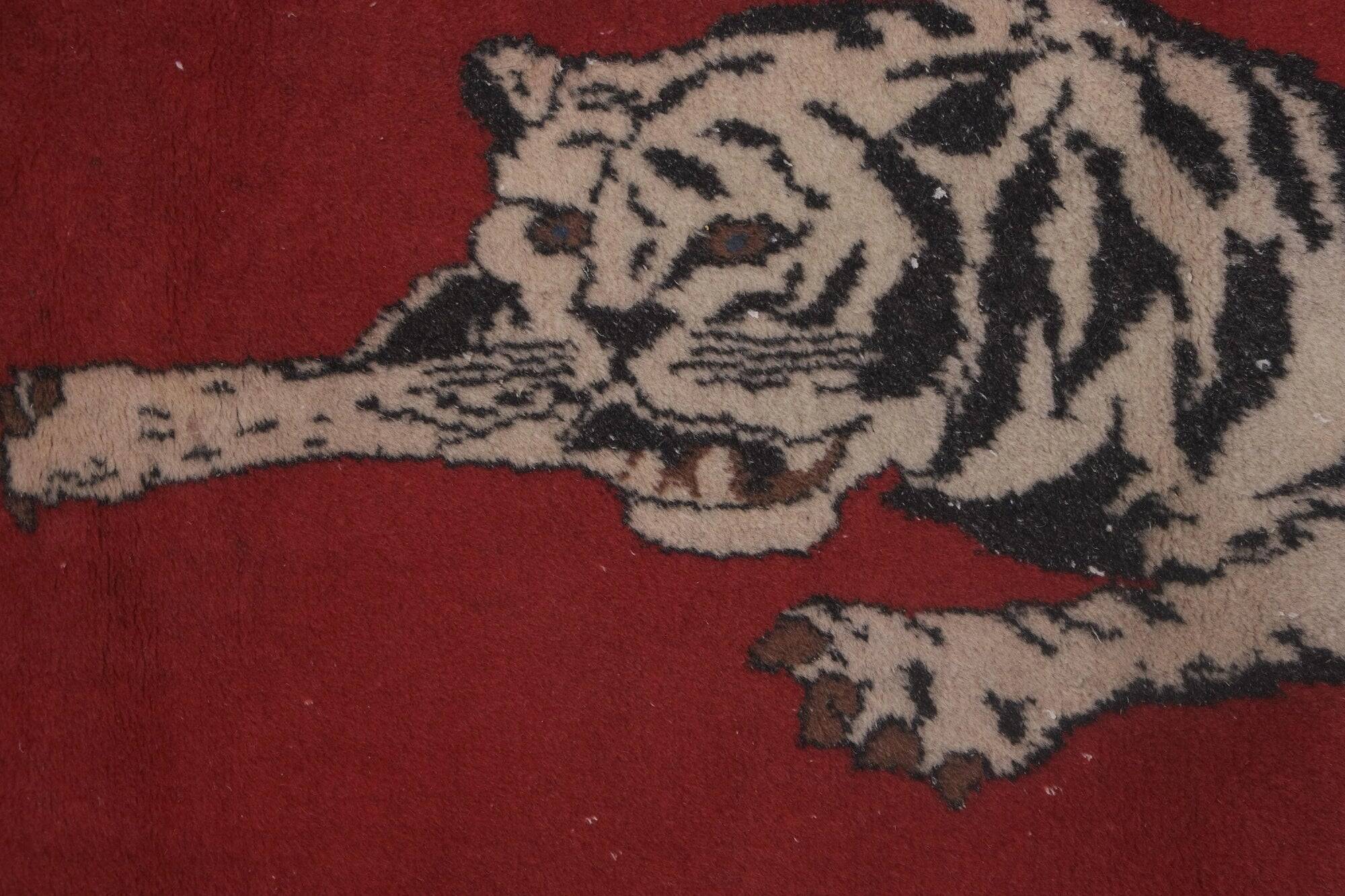 Vintage handmade Turkish rug 75x138 cm