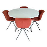 Ensemble design Magis XZ3 Table à manger ronde blanche (120 cm) + 4 chaises Zuiver OMG