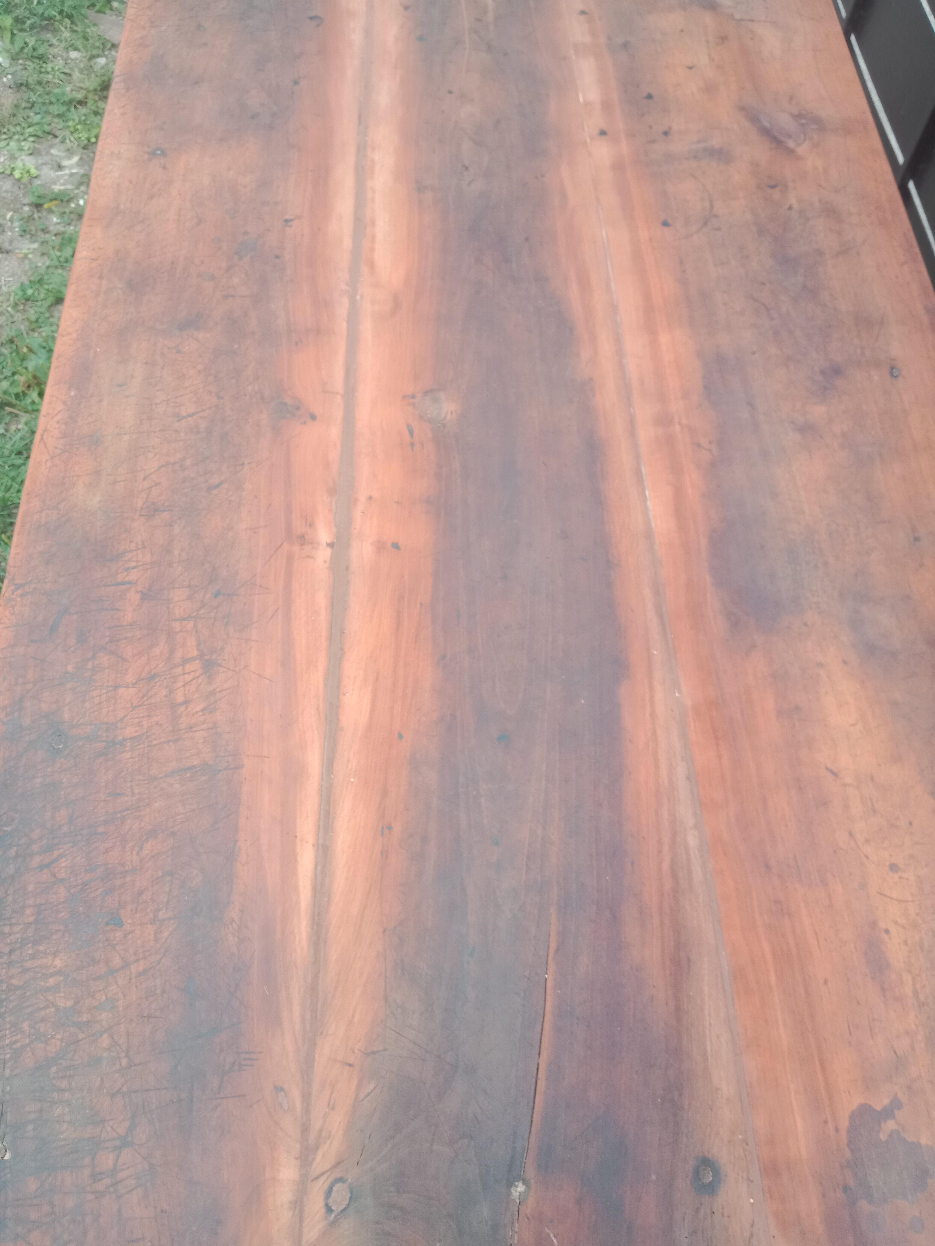 Farmhouse table