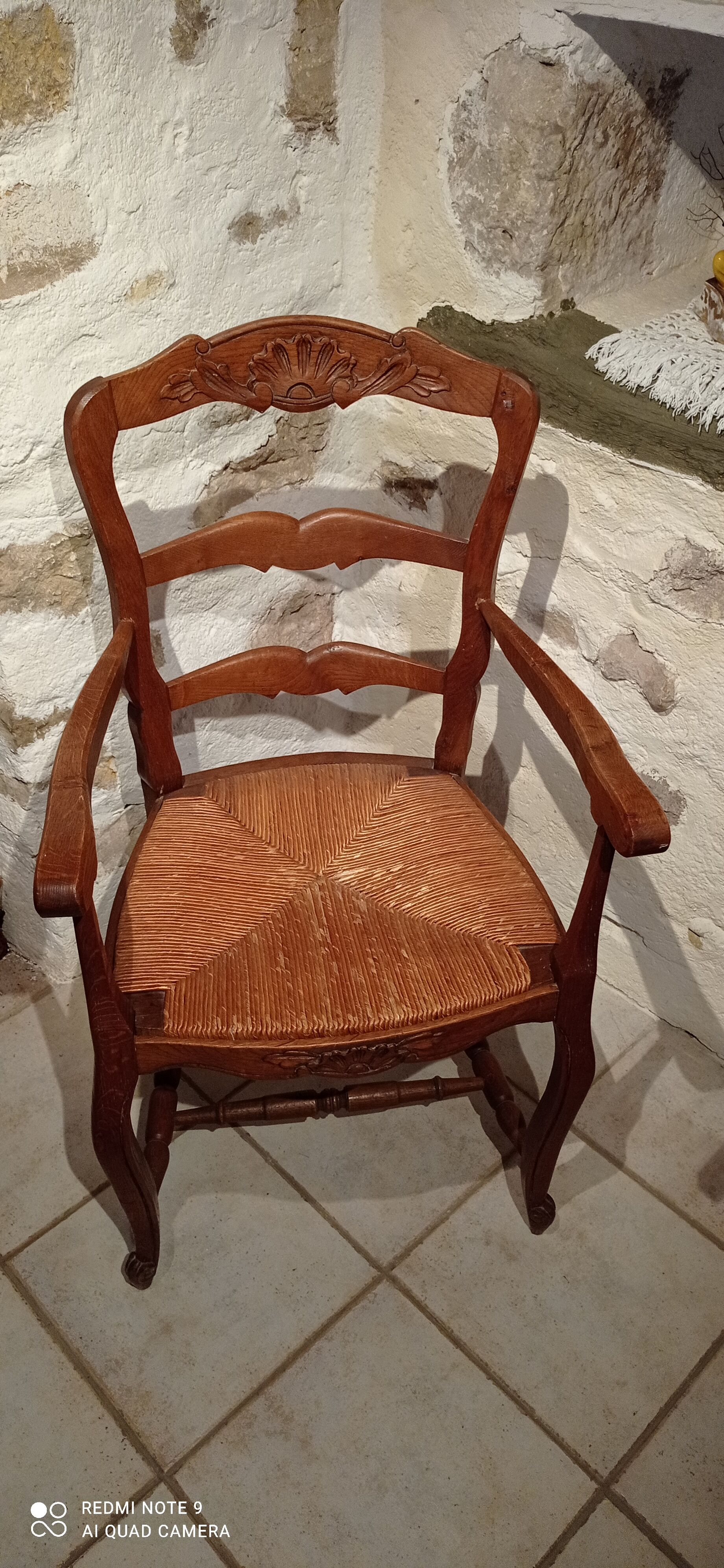 Antique mulched armchair