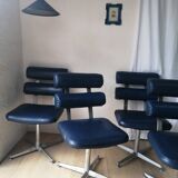 Set of 4 1970s hairdresser chairs in Space Age style.