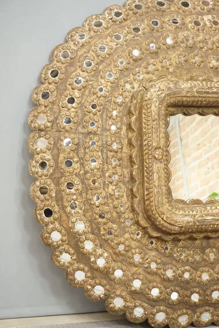 Oval carved wooden mirror 150x101cm