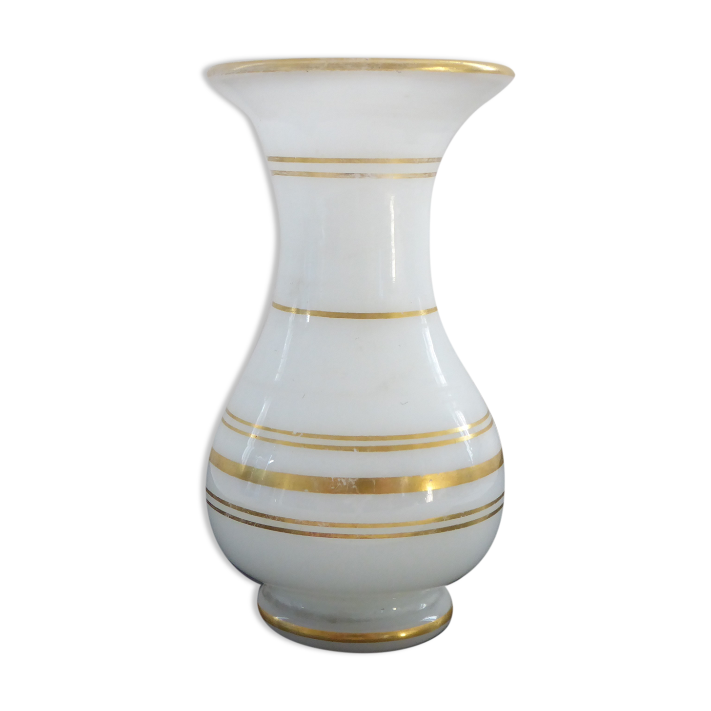 Vase miniature en opaline