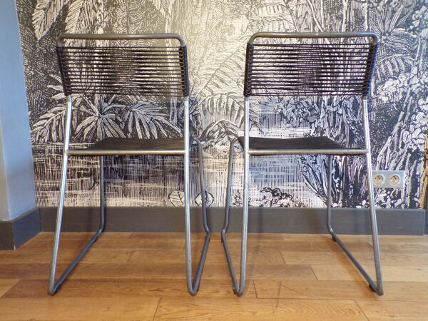 Pair de chaises scoubidou traineau vintage