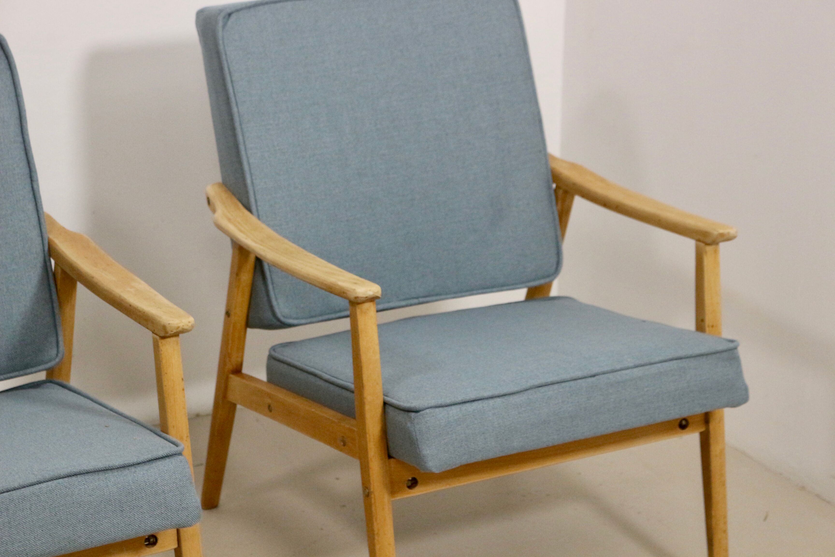 Paire de fauteuils vintage année 60 en hêtre