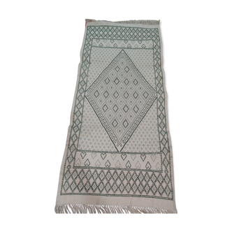 Traditional white and green carpet handmade in pure wool