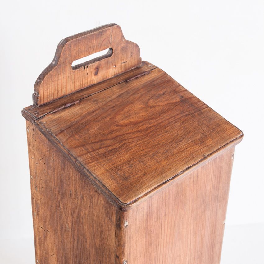 Huche à Pain En Bois Massif Avec Décoration Cuivre – Occasion Bon état, Décorative