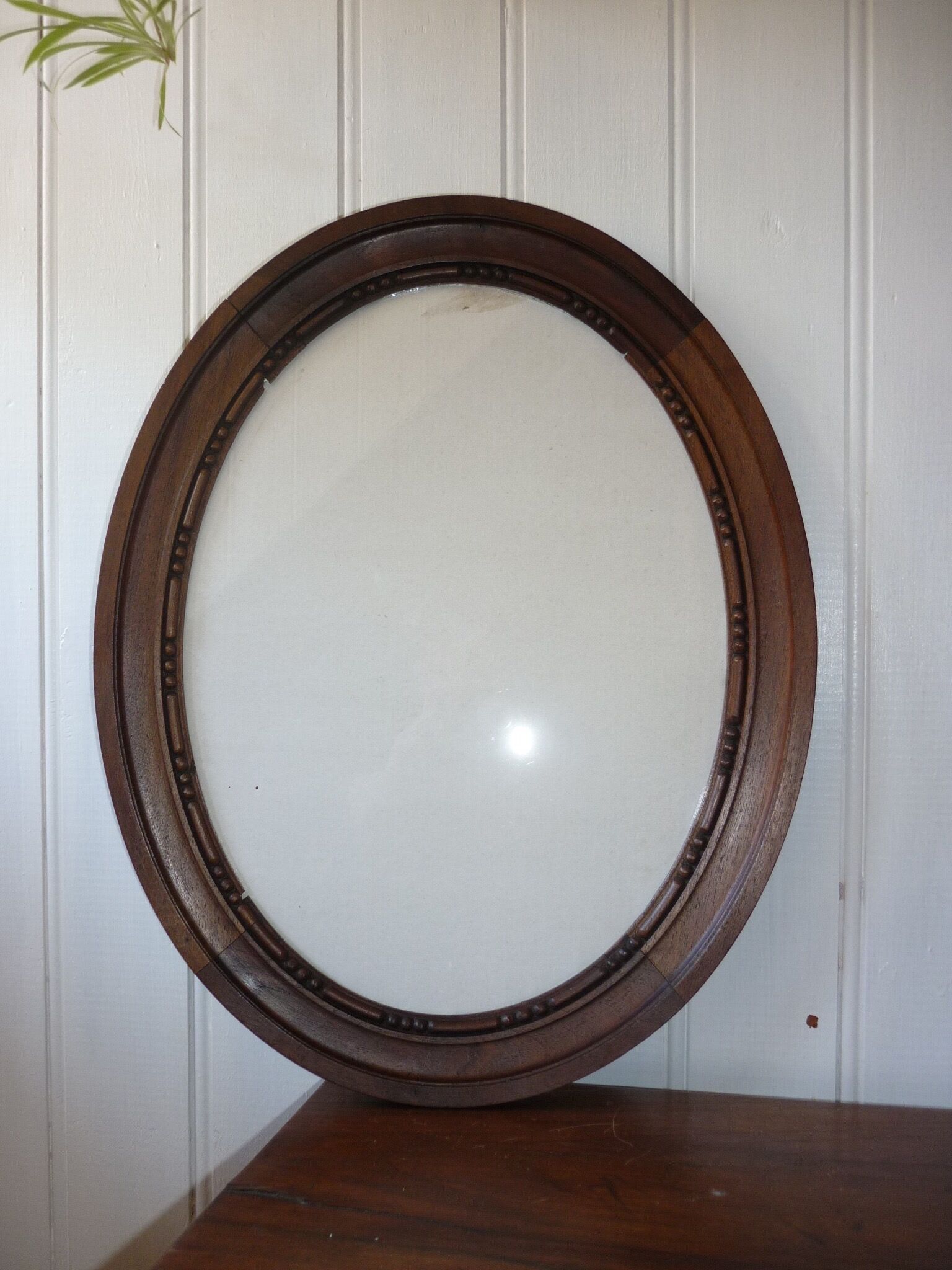 Oval wooden frame and 47.5 cm window