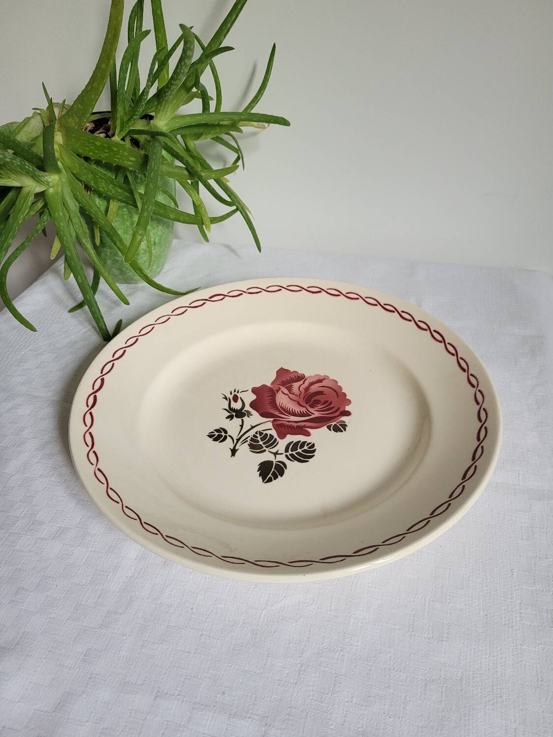Large serving plate Germaine de Badonviller