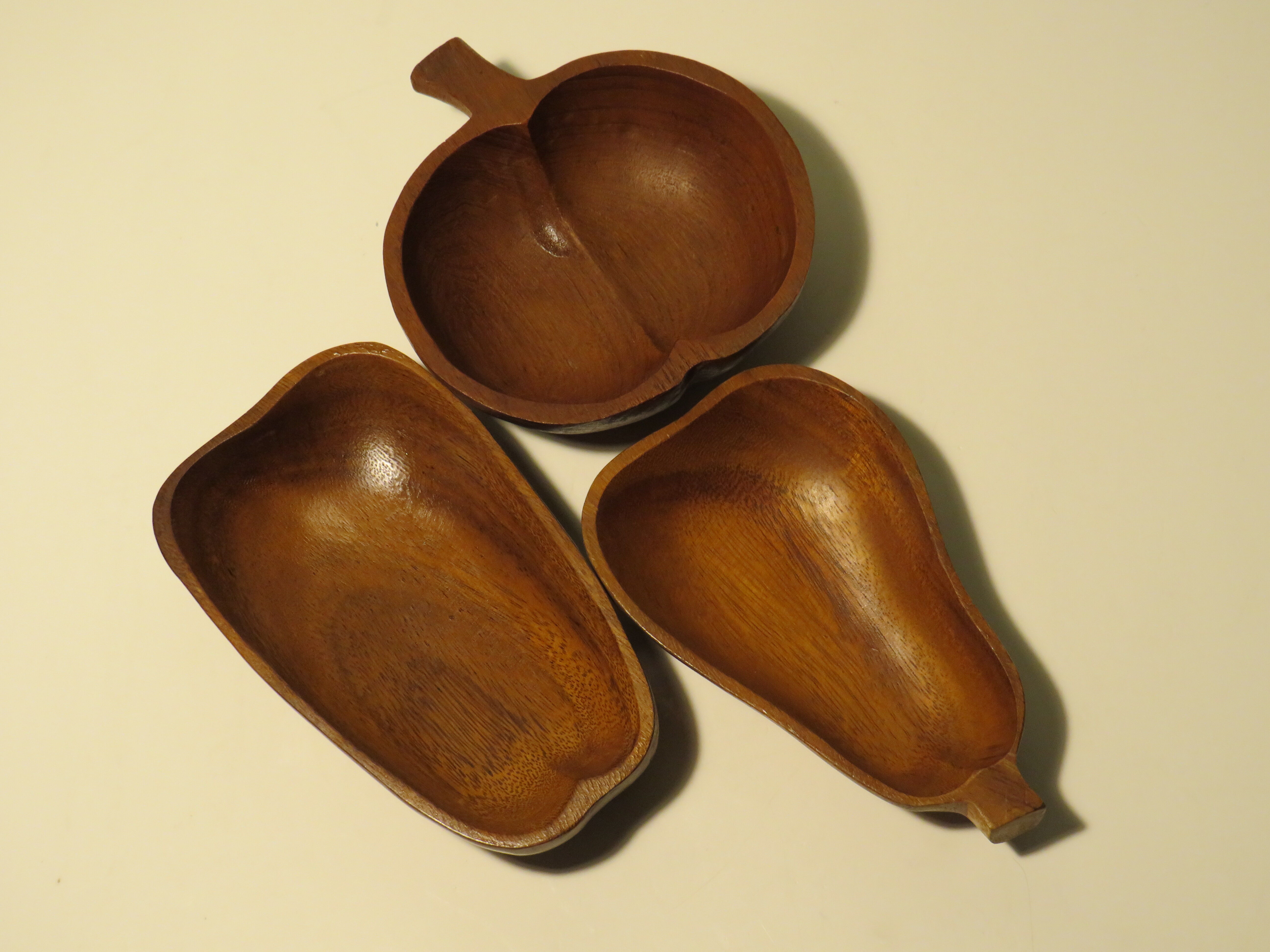 Set of 3 teak bowls from the 1970s
