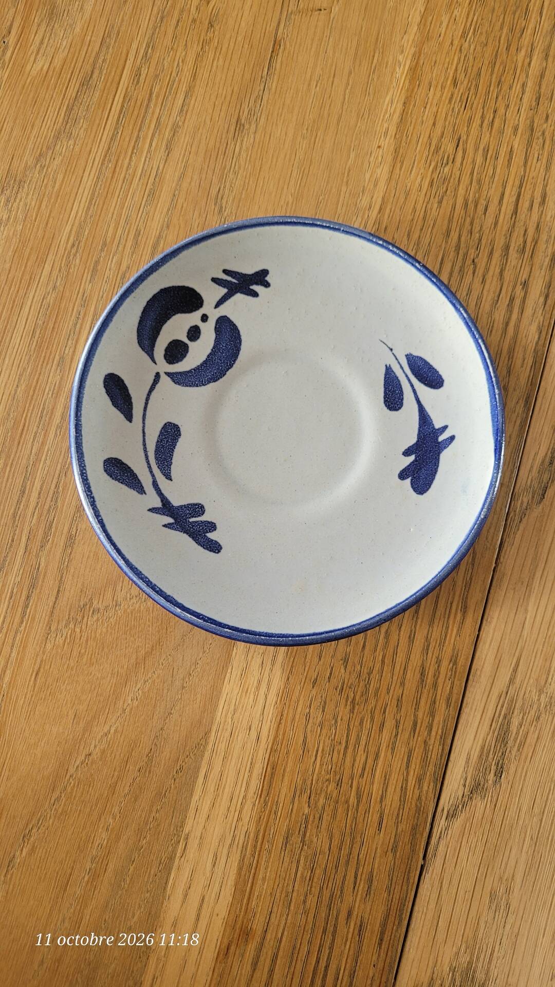 5 cups and saucers St Clément